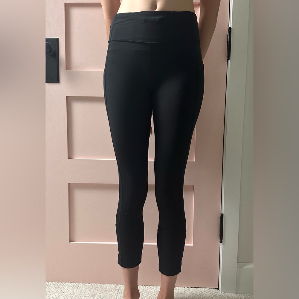 Lululemon 7/8 leggings- black